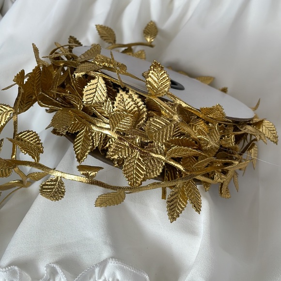 Goddess Accessories - Picture 7 of 7